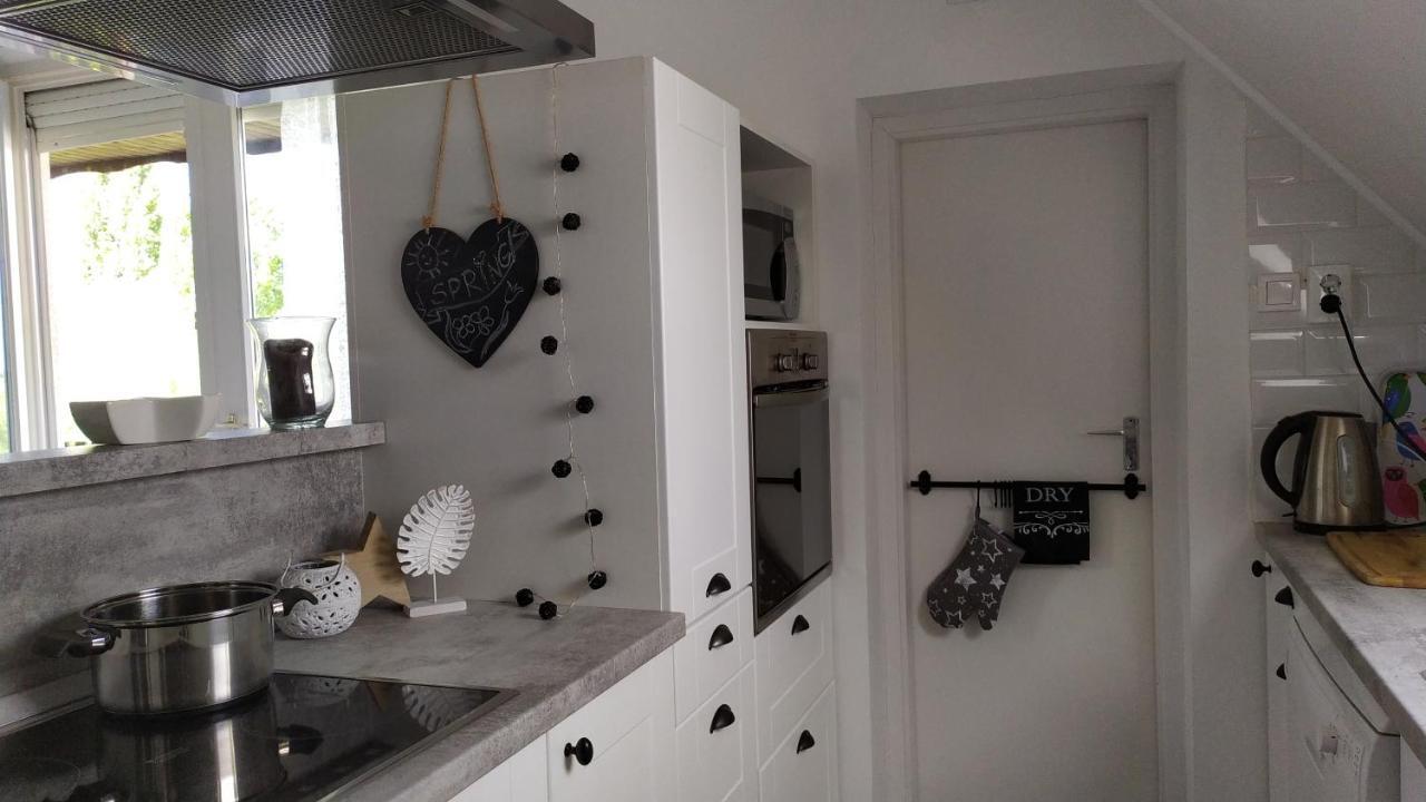 Leander Apartman Balatonlelle Dış mekan fotoğraf
